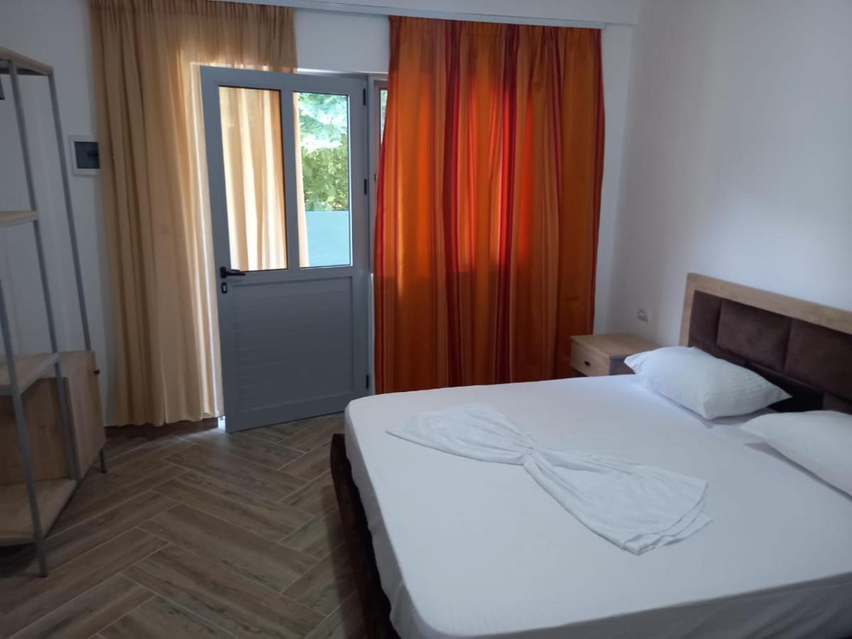 Bunec Seascape Villa Piqeras Luaran gambar